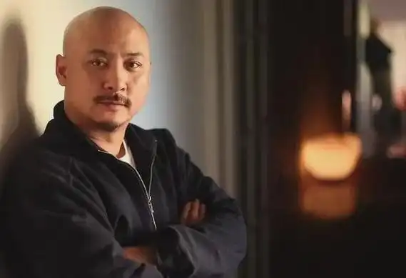 蒋雯丽陪娃读书,移居英国,传闻曾为老公掌掴女演员|黄轩|顾长卫