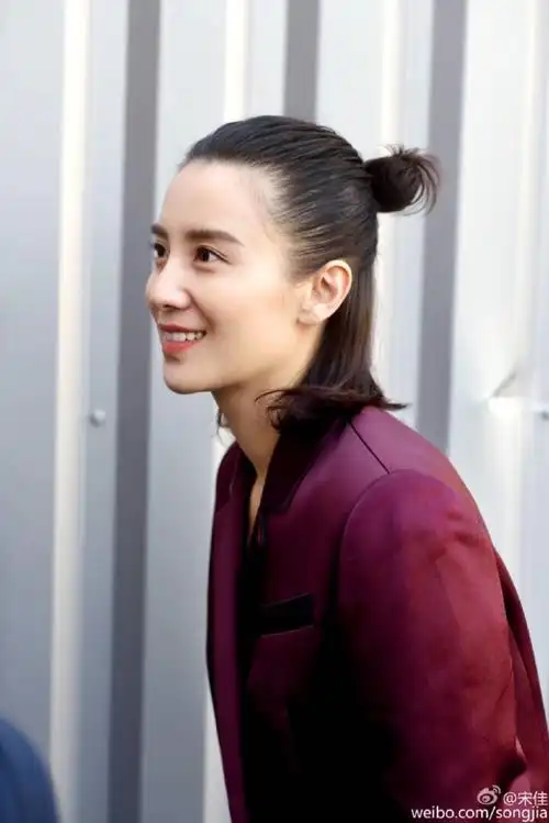 宋佳我要给你生猴子～这发型很难驾驭但人家就是这么帅!