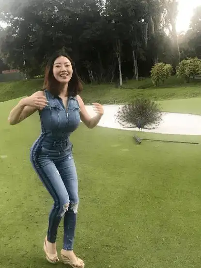 130斤的网红蒋娉婷运动装曝光,身材曲线优美_健身_成功_身体