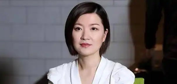 知名主持陈蓉曝近况被黑后回老东家做幕后嫁海归老公儿女双全