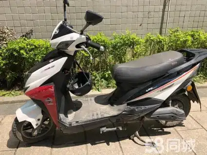 个人诚售72v20a全新超威电池 电瓶车