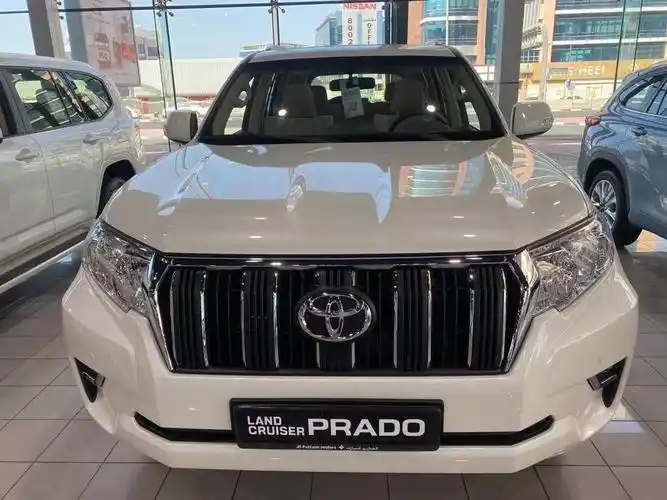 外观犀利凶猛丰田霸道4000现车热销中