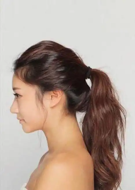 不管多少岁的女人,扎马尾时尽量少犯这3个"错误",脸大没气质