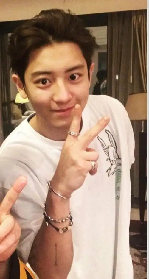 朴灿烈唯一官方门面