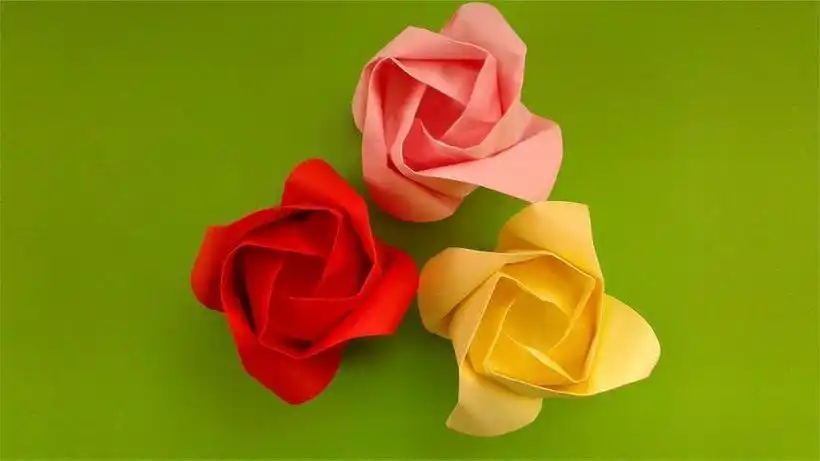 用小折纸能折花