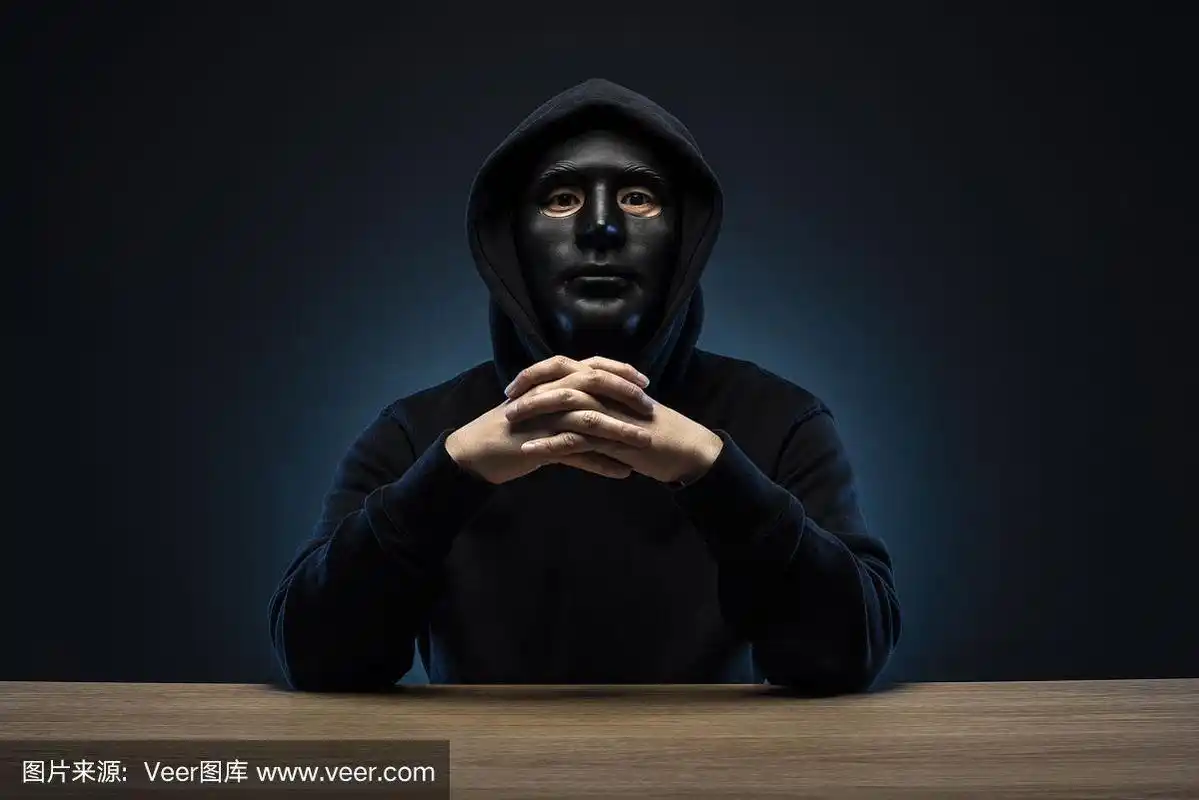 穿帽衫的蒙面人