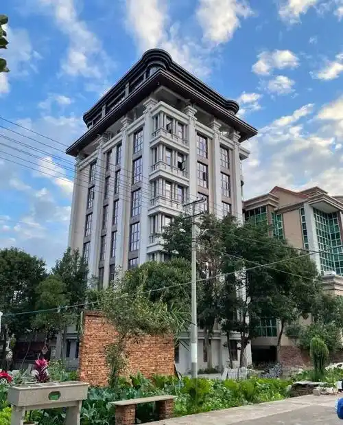 在福建农村,人人都有欧式豪宅