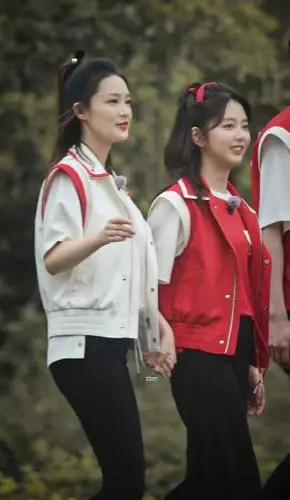 《奔跑吧9》预告,谭松韵蔡徐坤同框,展现最萌身高差