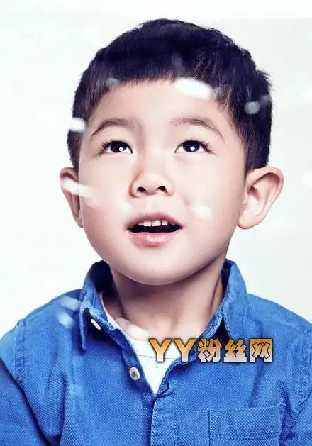 爸爸4沙溢儿子沙俊伯个人资料年龄多大 安吉沙俊伯妈妈胡可照片 - qq