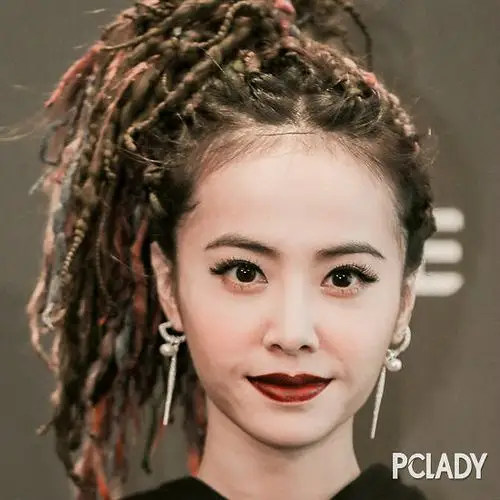 杨丞琳蒙面歌王显惊艳美 女星完美转型事业爱情双丰收