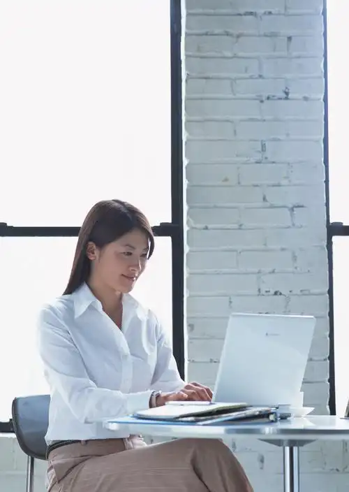 女性工作图片工作女性