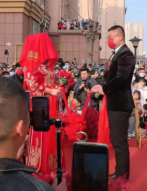 许敏哭了,因看到郭刚堂儿子结婚想起郭威,云昊为许姚夫妇辟谣