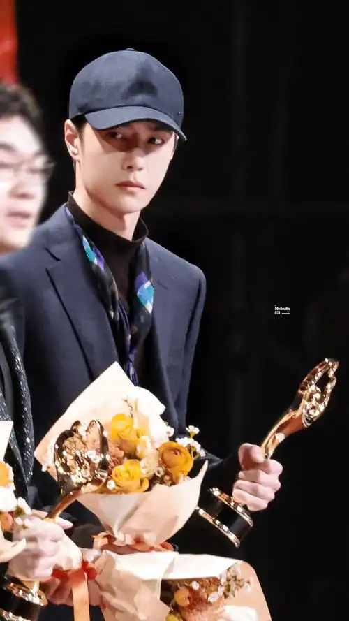 王一博微博之夜##王一博今天也很酷