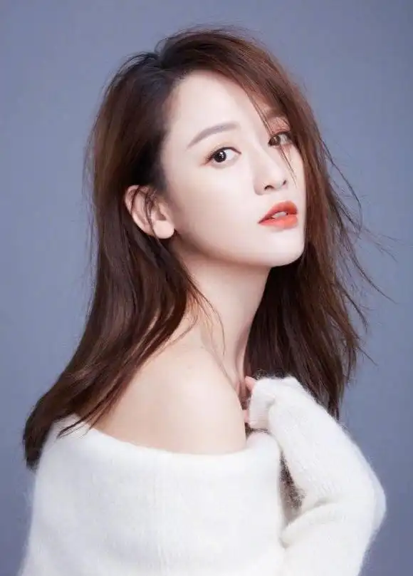 迷人魅力!陈乔恩44岁,不可错过!