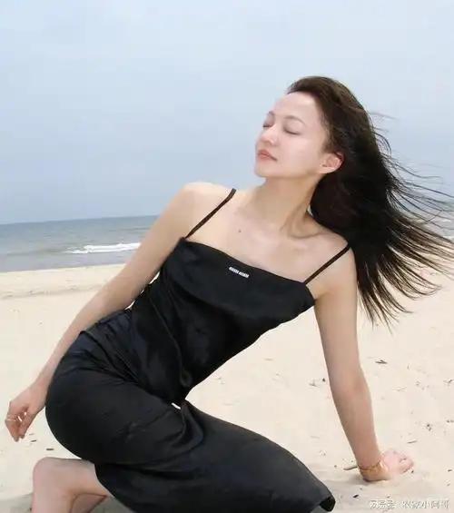 张韶涵周末生活曝光休闲惬意引发网友热议