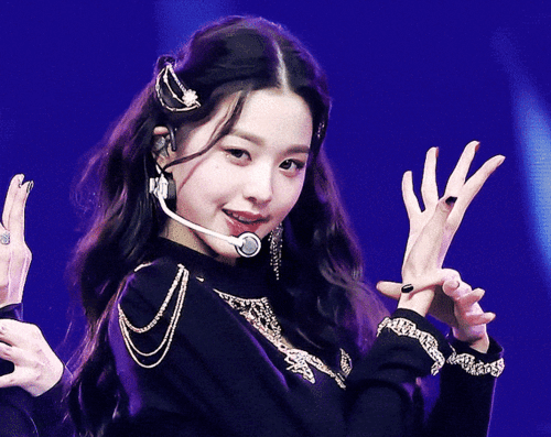 从出生开始就该做爱豆,天生的公主气质,张元英太漂亮了,这次回归绝