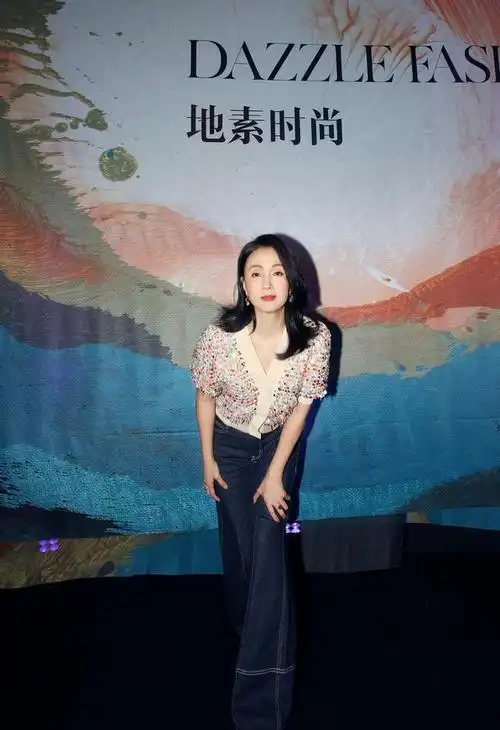 魅力女演员陶虹:甜蜜微笑赢得观众心