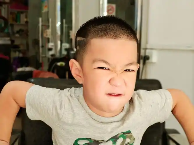 2022小男孩发型趋势分享,时尚多变真帅气,你喜欢哪一种