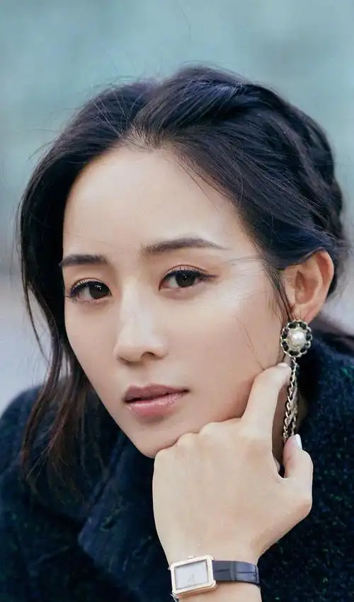 张钧甯美图容色清丽气度高雅