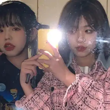 超好看的神仙颜值女生闺蜜头像