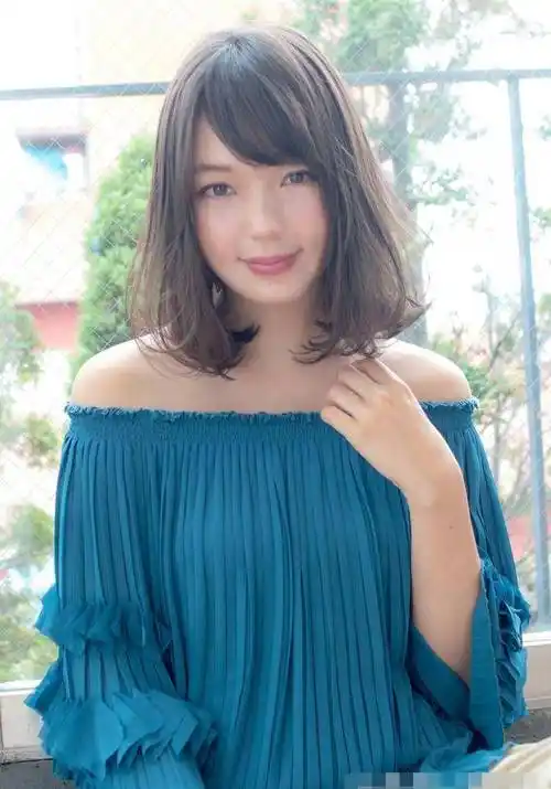 10款适合胖脸女生发型,时尚减龄又显脸小,好打理又显气质_脸型_圆脸