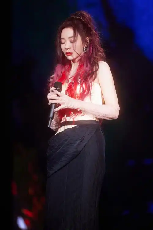 张靓颖光巡回演唱会##张靓颖 神女降临##张靓颖无锡演唱会