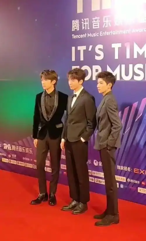 三小只#易烊千玺视频时长:14秒2019/12/08 22:12:570.0w0.