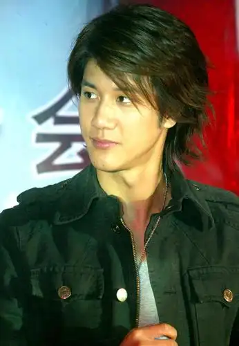 男星早年坑爹造型大回顾