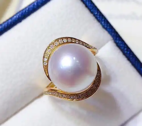 【澳白珍珠戒指】12-13mm,强光泽 极微瑕 微生长纹 带粉光 款式精致