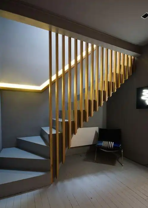 2. 楼梯装修效果图大全图片欣赏
