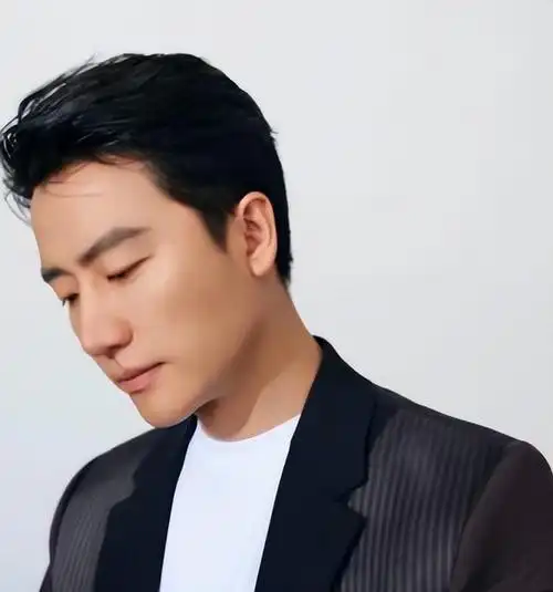 事实证明逐渐消失的黄轩已走上男演员的另一条大道