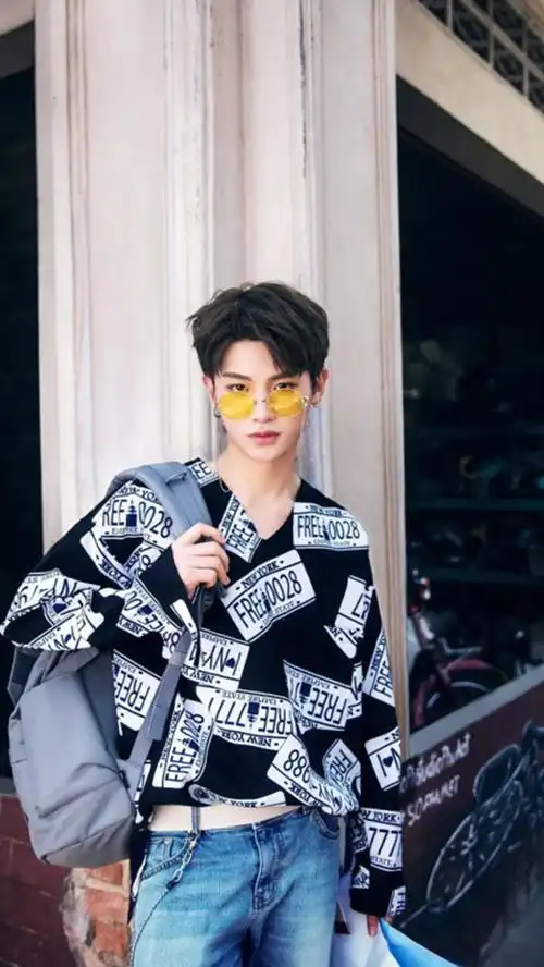 justin黄明昊精选高清手机壁纸nana们来收图啦