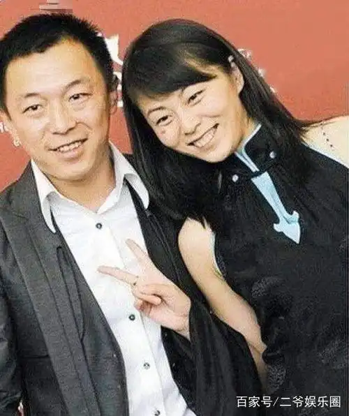 黄渤的"6次"婚姻,不娶林志玲,偏偏爱上中学时的"妹妹"