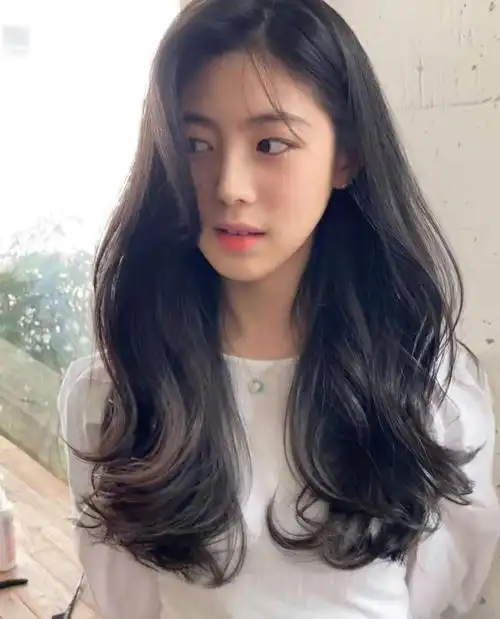 今年这三种颜色很流行,选对头发颜色显白又时尚,洋气又显年轻