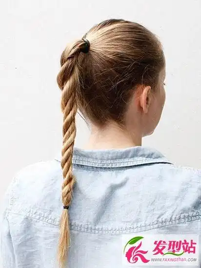 双麻花高马尾编发图解