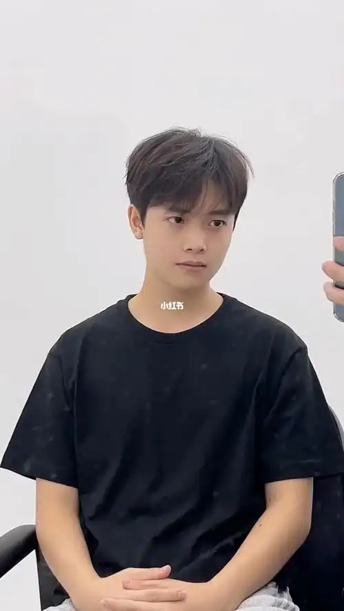 男士发型推荐参考75韩系纹理烫减龄瘦脸发型