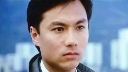 香港第一美男林俊贤,曾迷倒林青霞刘嘉玲,为何晚年却妻离子散?