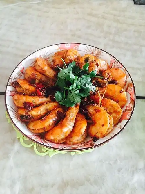 【图解】家常蒜蓉虾怎么做好吃_家常蒜蓉虾_家常做法大全_豆果美吵