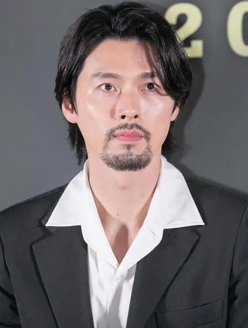 韩娱顶流男神,玄彬近照大变样,造型粗犷,邋遢?感觉像鲁滨逊?