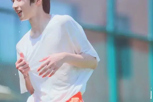 刘耀文 - 堆糖,美图壁纸兴趣社区