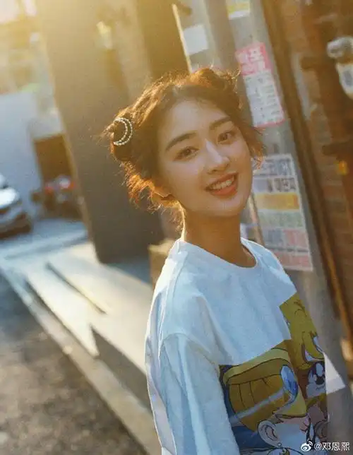 别人的双马尾丸子头都能勒口罩了 为什么你一扎就丑