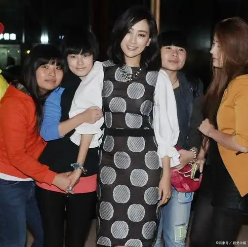 马苏的名声因一系列荒唐的事件而一落千丈,成为了"出轨","撒谎精"和"