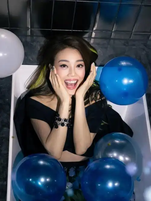 2023容祖儿香港演唱会(7月16日/26-30日/8月1-4日)座位图 门票价格