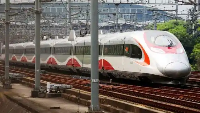 一分半钟带你看广深港高铁动感号,见证中国发展速度!