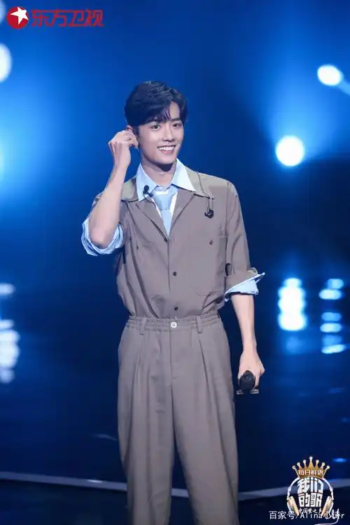 肖战《我们的歌》高清海报集合,宝藏版!