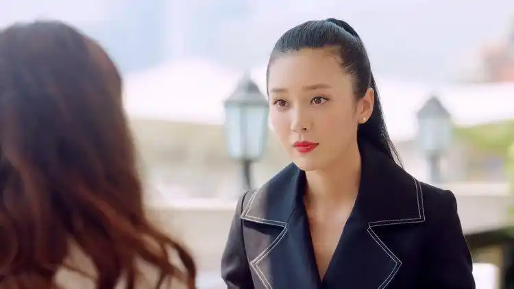 小幸福:无人告知真相,凯特竟知道自己的身世秘密,是何处得知?