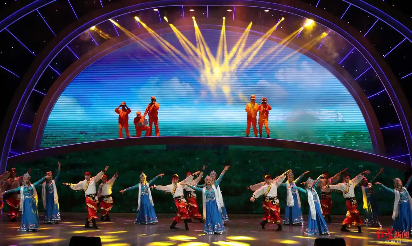 中国航天人原创音乐舞蹈情景剧问天北京首演