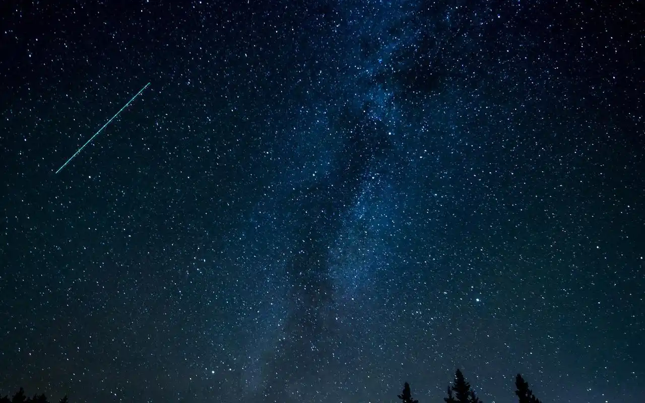 唯美流星雨图片电脑壁纸