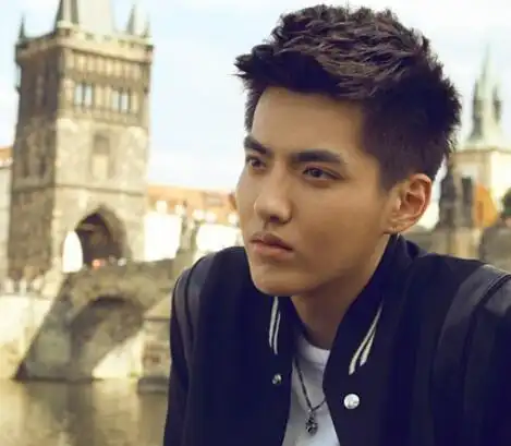 【图】鲜肉江湖硝烟起 揭秘吴亦凡经纪人是谁