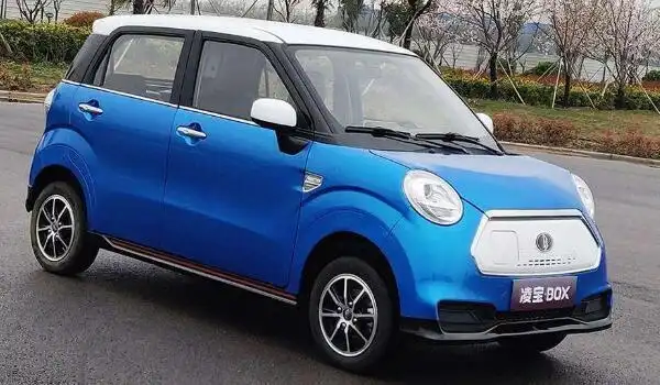 2一3万微型小汽车3款车型任挑宏光mini车身小巧灵活仅售2万